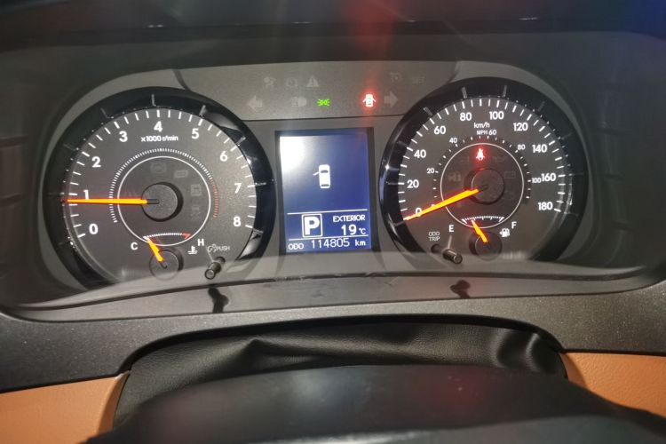 丰田 SIENNA 2015款 3.5L 四驱L中控内饰14