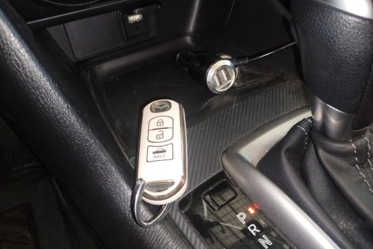 马自达3 昂克赛拉 2017款 三厢 1.5L 自动舒适型 国V中控内饰7001