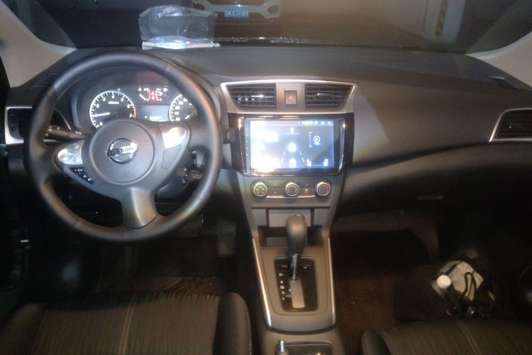 日产 轩逸 2024款 改款二 经典 1.6XE CVT舒适版中控内饰16