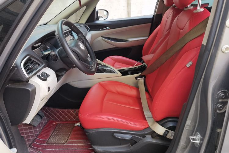 别克GL6 2019款 18T 6座精英型 国VI局部细节19