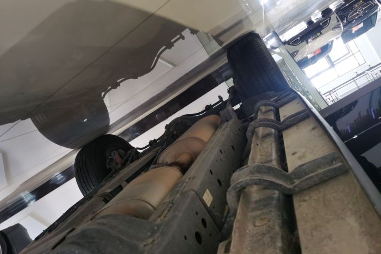 坦克300 2024款 2.0T 征服者局部细节9001