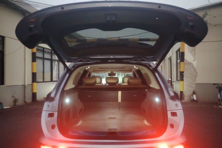 鸿蒙智行 问界M7 2024款 1.5T 后驱Plus版 5座局部细节23