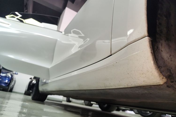 特斯拉 Model 3 2021款 Performance高性能全轮驱动版局部细节9001