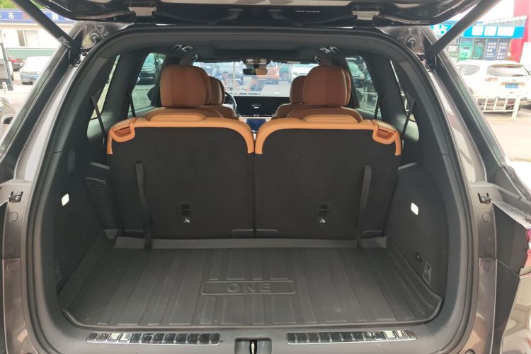 理想汽车 理想ONE 2021款 增程6座版中控内饰23