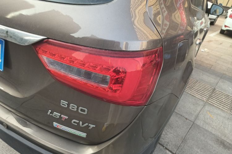 东风风光 风光580 2017款 1.5T CVT豪华型车身外观9