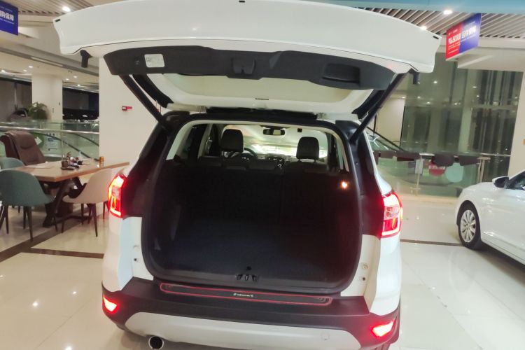 福特 翼虎 2018款 改款 EcoBoost 180 两驱豪翼型机舱底盘23