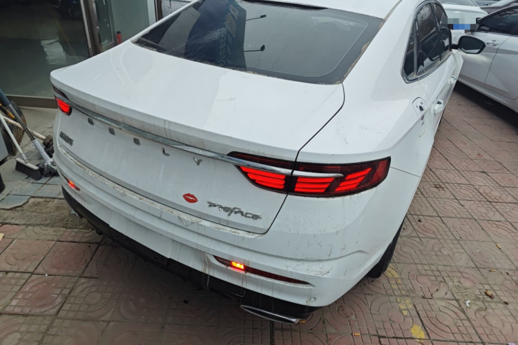 吉利汽车 星瑞 2021款 2.0TD 豪华型车身外观7