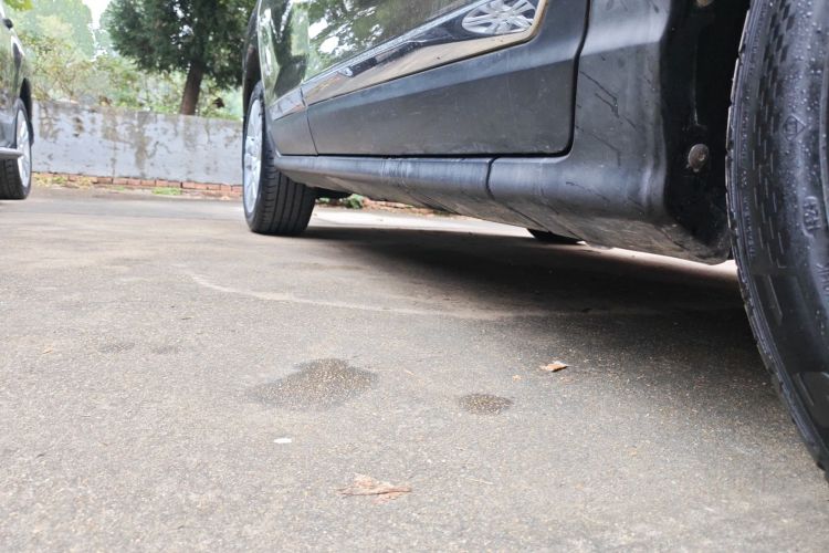 标致3008 2013款 2.0L 自动潮流版局部细节9001