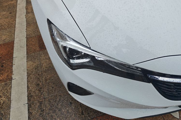 别克 威朗 2023款 Pro 乐享版车身外观8