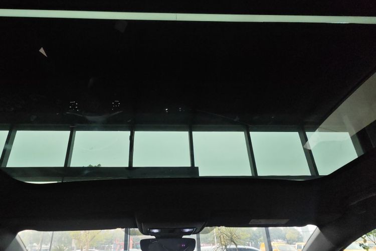 大众 ID.UNYX 与众 2025款 Pure中控内饰22