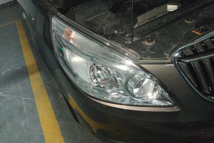 别克GL8 2017款 25S 豪华型 国V车身外观6006