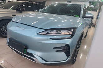 比亚迪 宋PLUS新能源 2023款 冠军版 EV 520KM 尊贵型