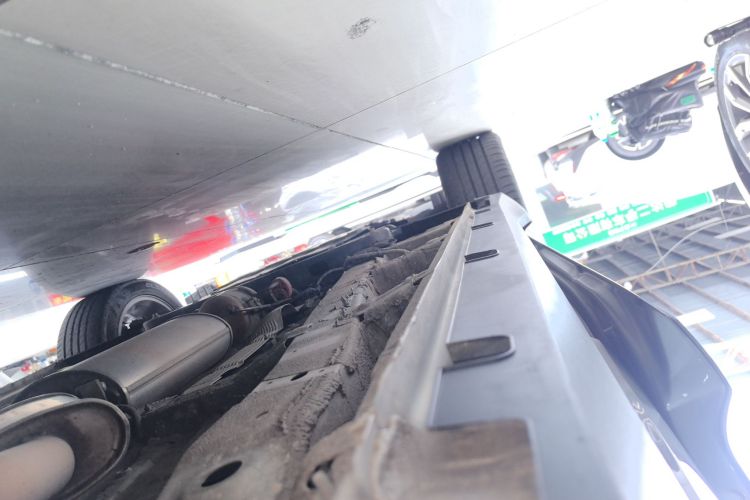 吉利汽车 嘉际 2021款 1.8TD DCT豪华型局部细节9002