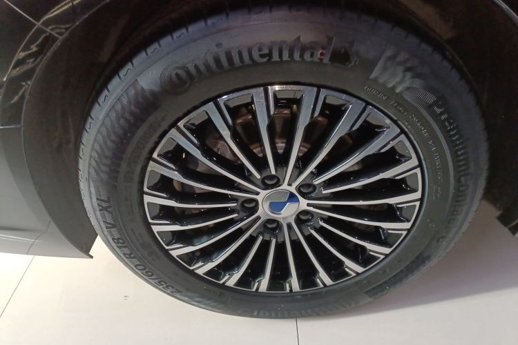 腾势D9 2024款 DM-i 970 豪华型车身外观6003