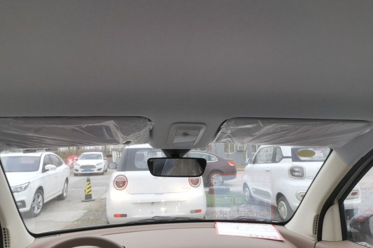 五菱汽车 宏光MINIEV 2025款 四门版 进阶款中控内饰22