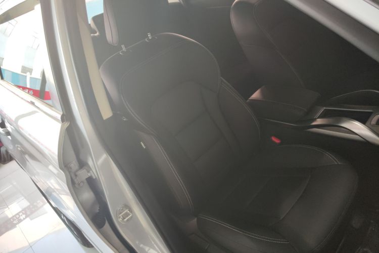 吉利汽车 博越 2016款 1.8TD 自动智联型局部细节41