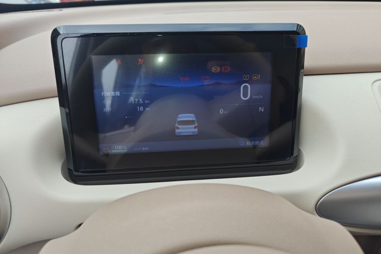 五菱汽车 宏光MINIEV 2025款 四门版 进阶款中控内饰14