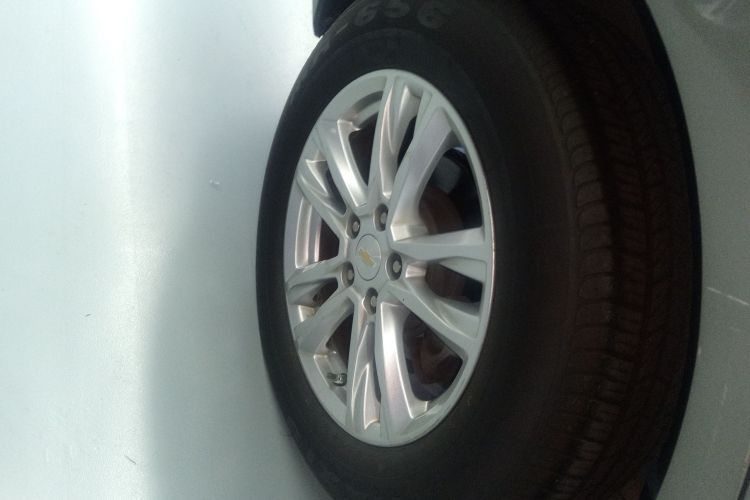 雪佛兰 探界者 2018款 535T 自动驭界版车身外观6008