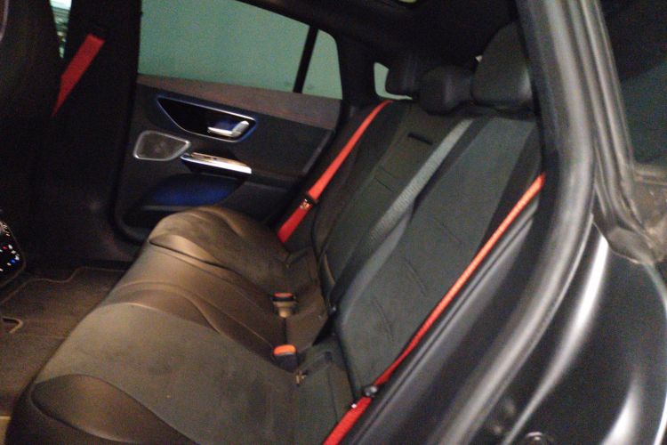 奔驰EQE AMG 2023款 AMG EQE 53 4MATIC+中控内饰21