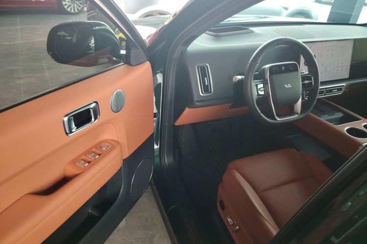 理想汽车 理想L6 2024款 Pro中控内饰20