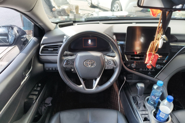 丰田 凯美瑞 2021款 双擎 2.5HG 豪华版中控内饰13