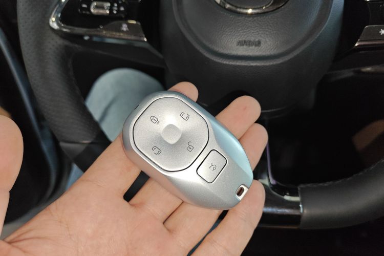 广汽传祺 传祺E8新能源 2024款 150km MAX+中控内饰7001