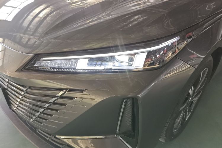 长安 逸动 2024款 1.5T GDI自动 旗舰型局部细节36