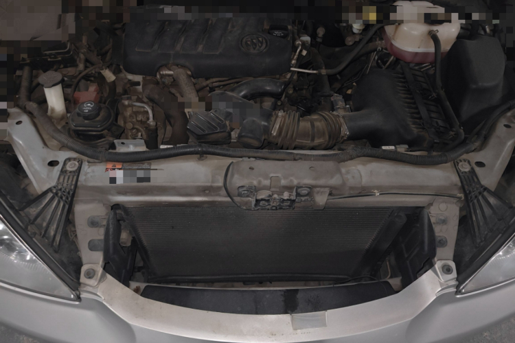 别克GL8 2014款 2.4L 经典版局部细节24