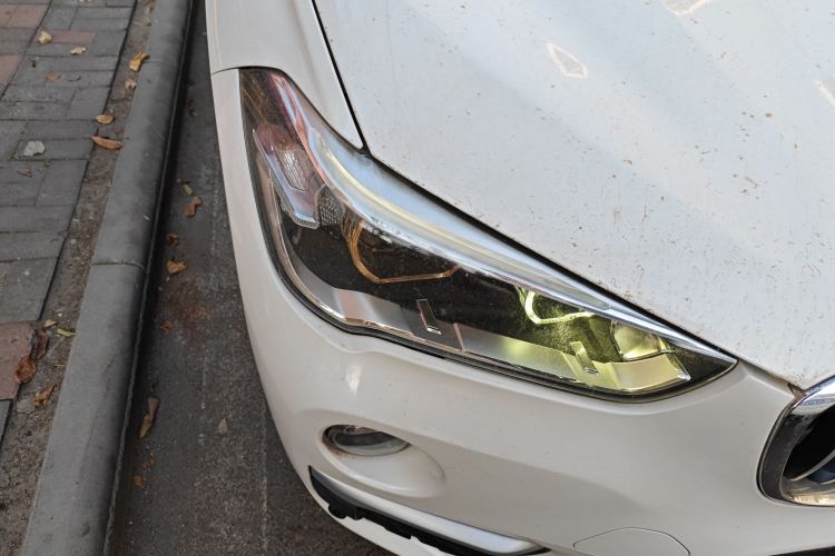 宝马X1 2016款 sDrive20Li 豪华型车身外观8