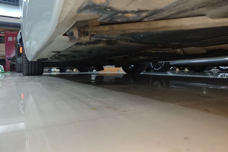 宝马1系 2021款 120i M运动曜夜版局部细节9002