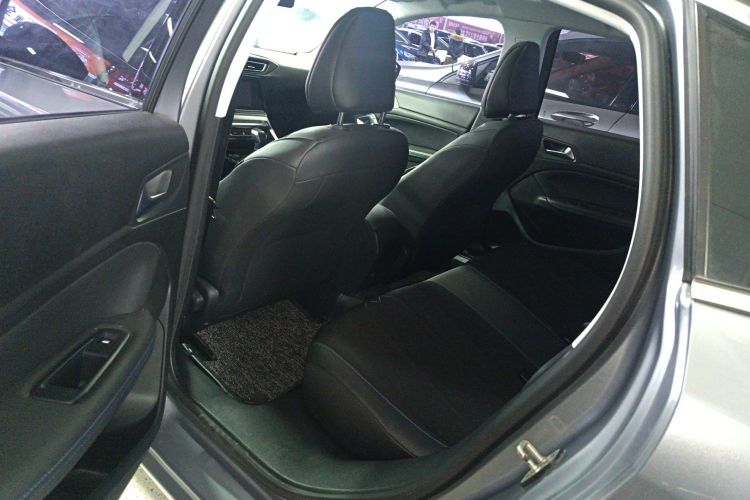 标致308 2016款 230THP 自动豪华版中控内饰21