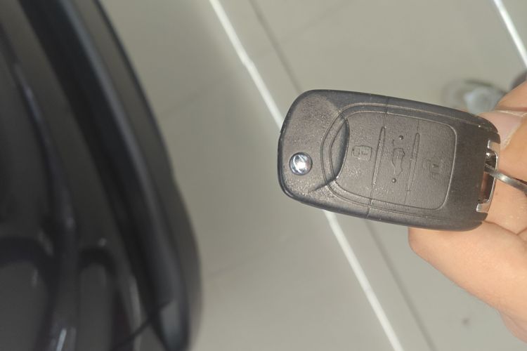 五菱汽车 宏光MINIEV 2025款 四门版 进阶款中控内饰11