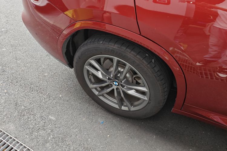 宝马X4 2020款 xDrive25i M运动套装车身外观6008