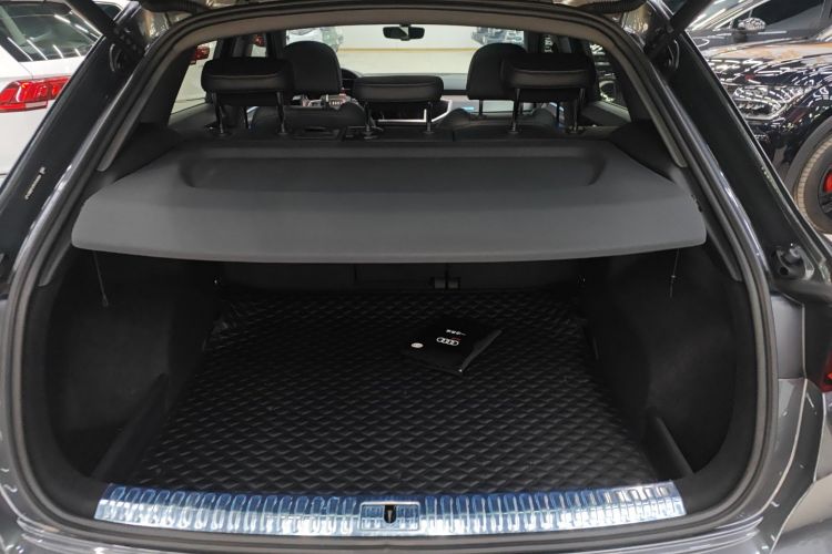 奥迪Q3 2024款 40 TFSI 时尚动感型局部细节23