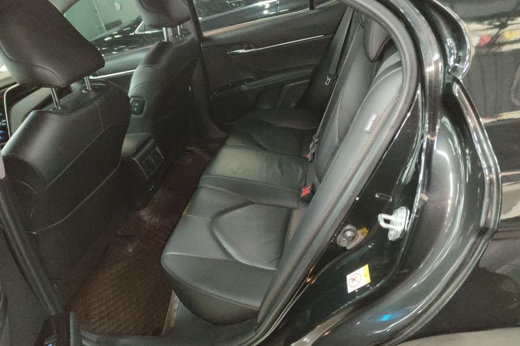 丰田 凯美瑞 2018款 2.5G 豪华版中控内饰7004