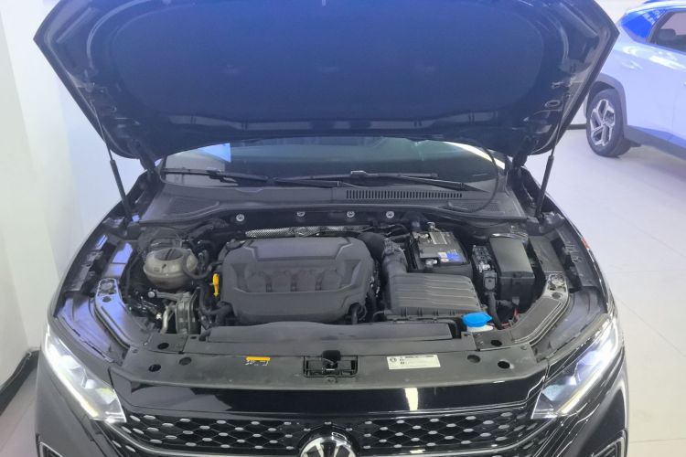 大众 帕萨特 2023款 改款 330TSI 星空精英版机舱底盘24