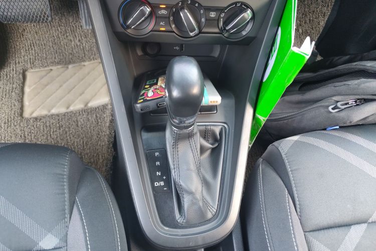 名爵3 2017款 1.5L 自动智联精英版局部细节18