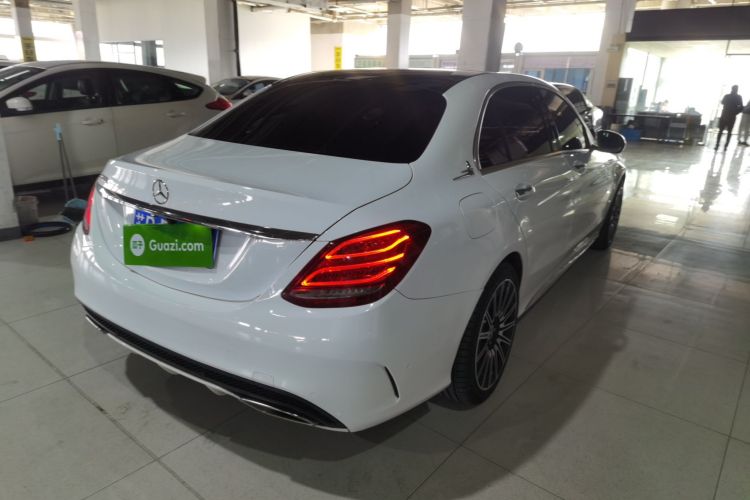 奔驰C级 2015款 改款 C 200 L 运动型车身外观7