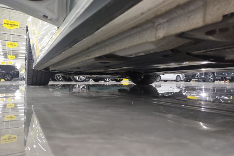 领克03 2025款 2.0TD DCT冠军版Pro局部细节9002