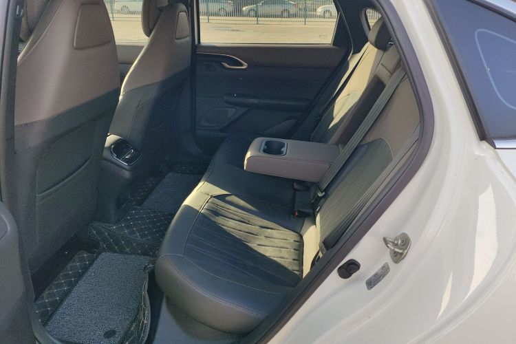 长安 逸动 2026款 第四代 1.5T 500Bar 智享型中控内饰21