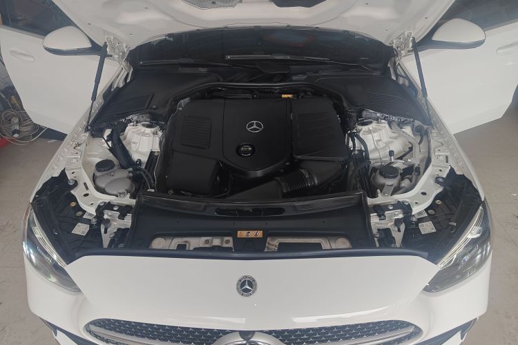 奔驰C级 2023款 C 200 L 运动版局部细节24