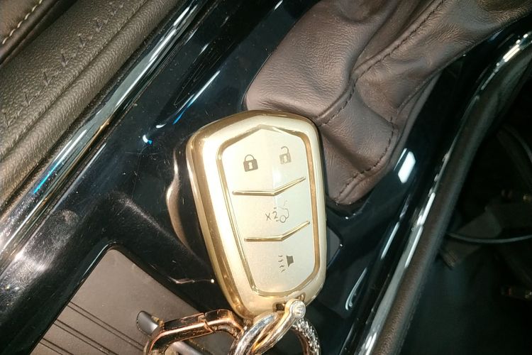 凯迪拉克ATS-L 2017款 28T 时尚型中控内饰7001