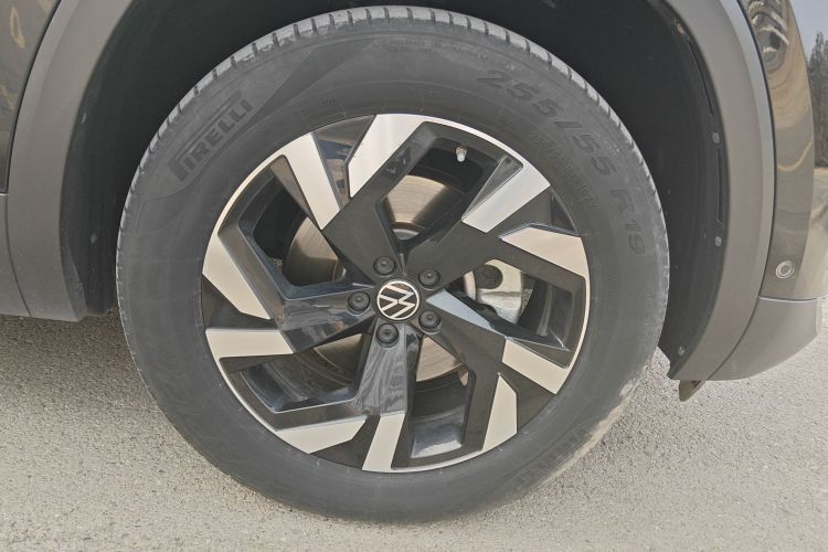 大众 途昂 2021款 380TSI 四驱尊崇豪华版车身外观10