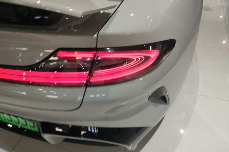 小米汽车 小米SU7 2024款 四驱Max创始版车身外观9