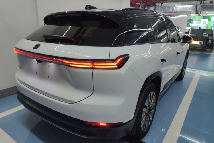 蔚来ES7 2022款 75kWh车身外观6005