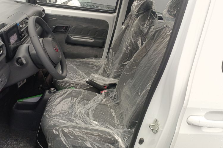 五菱汽车 五菱之光新能源 2025款 201km 舒适型中控内饰19