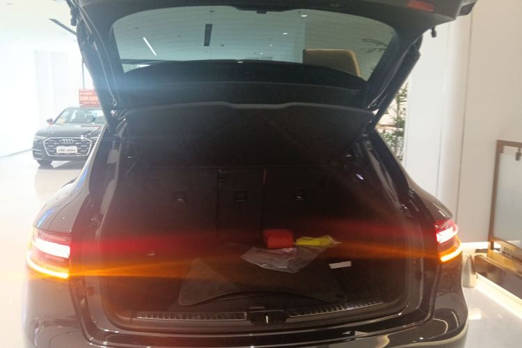 保时捷 2023款 Macan 2.0T局部细节23