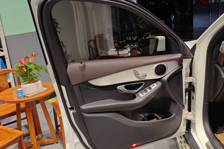 奔驰GLC 2017款 GLC 200 4MATIC中控内饰7007