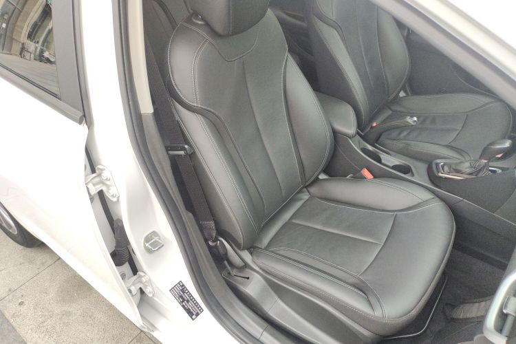 别克 英朗 2019款 18T 自动互联精英型 国VI局部细节41