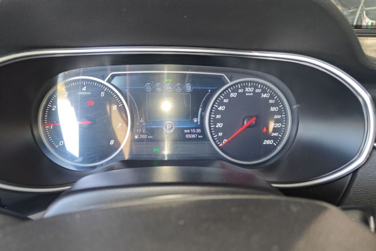 红旗H5 2020款 1.8T 自动智联旗韵版中控内饰14